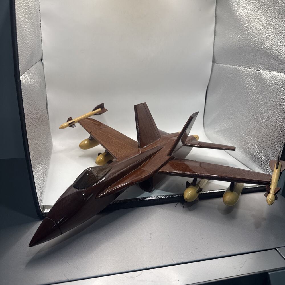 HAND MADE GENERAL DYNAMICS F-18 FIGHTING FALCON JET WOOD NO STAND *